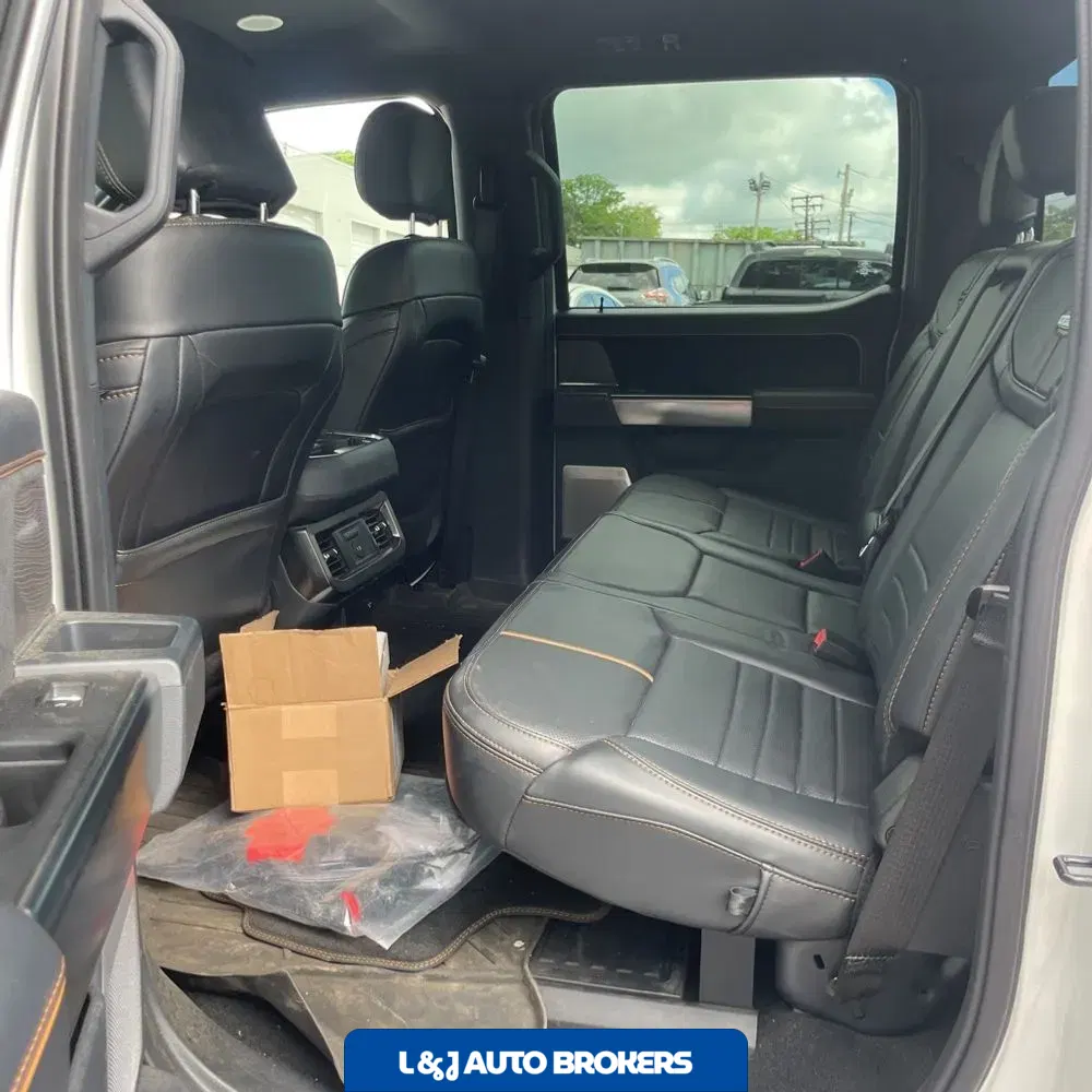 2024 Ford F-450 Super Duty Platinum
