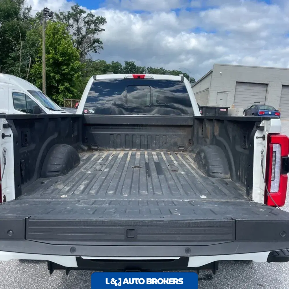 2024 Ford F-450 Super Duty Platinum