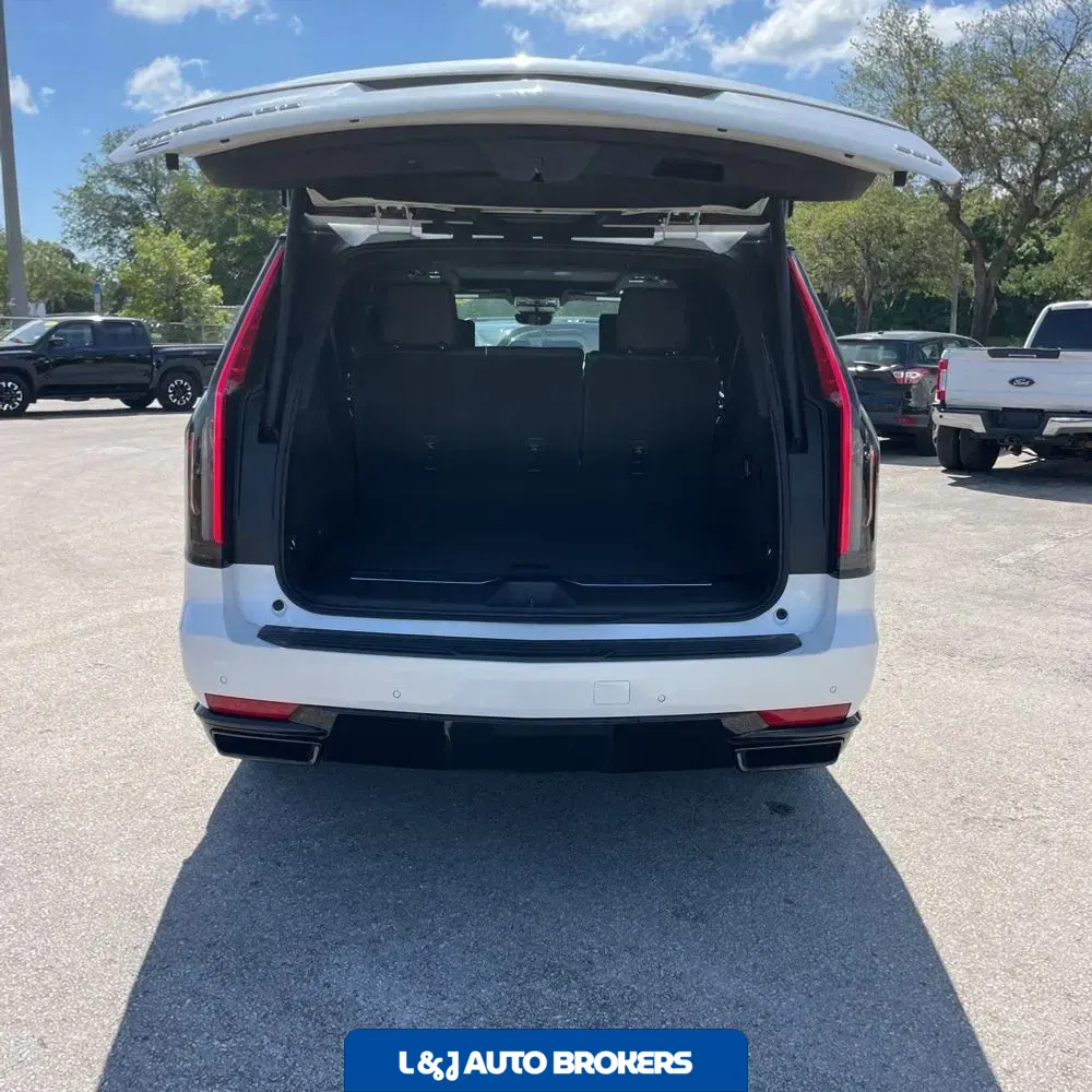 2024 Cadillac Escalade ESV Sport Platinum