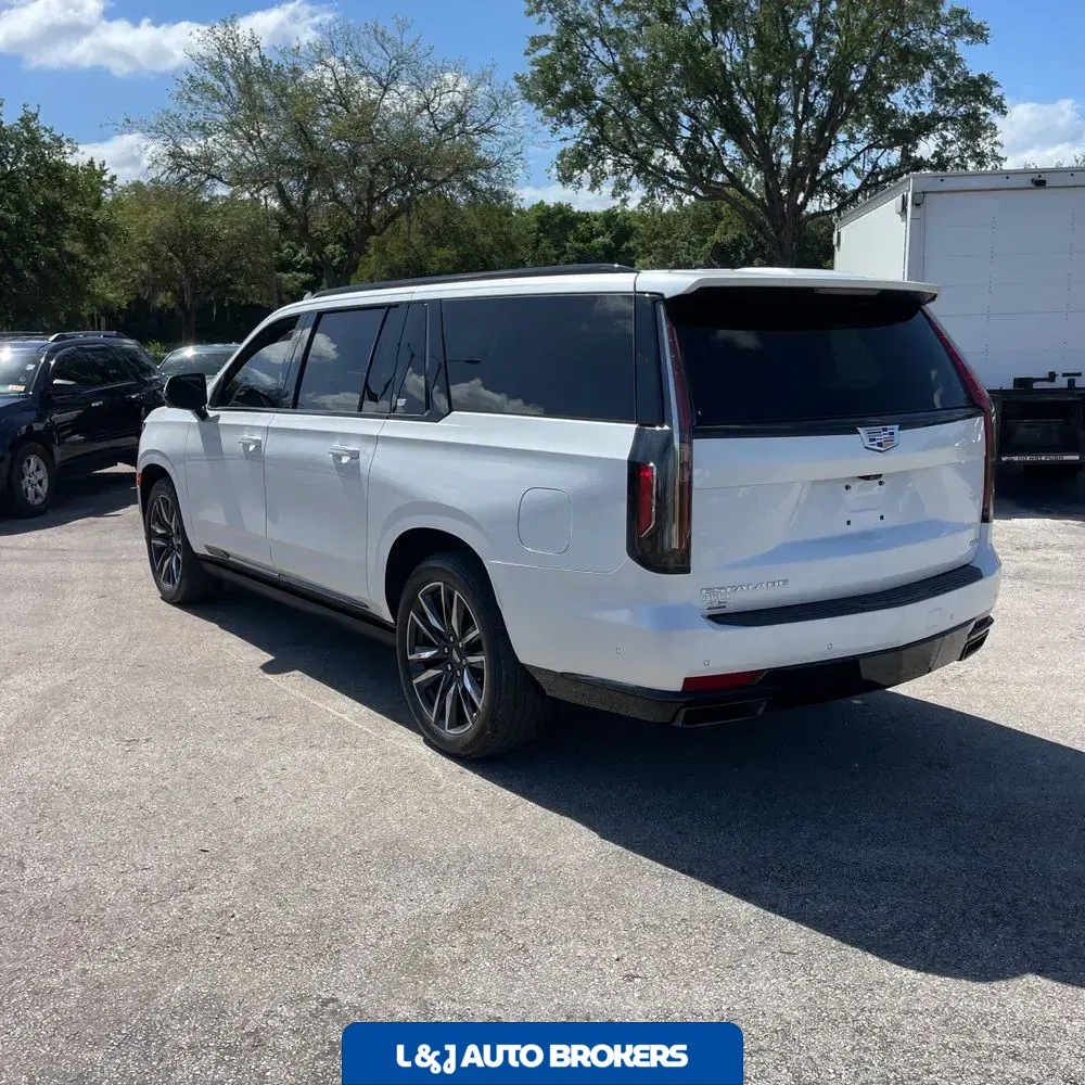 2024 Cadillac Escalade ESV Sport Platinum