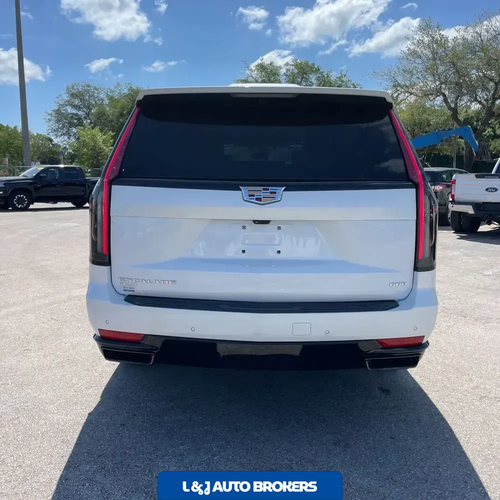 2024 Cadillac Escalade ESV Sport Platinum