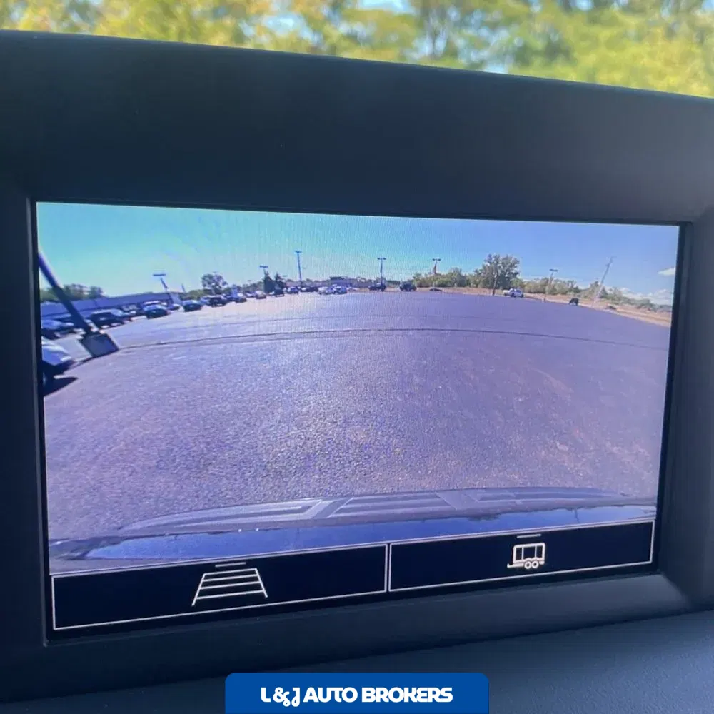 2023 Chevrolet Suburban LS