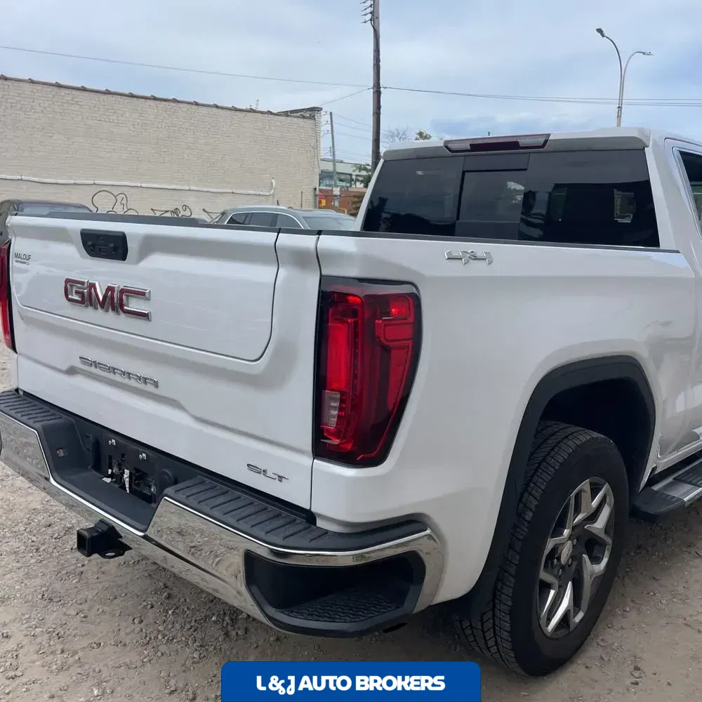 2023 GMC Sierra 1500 SLT