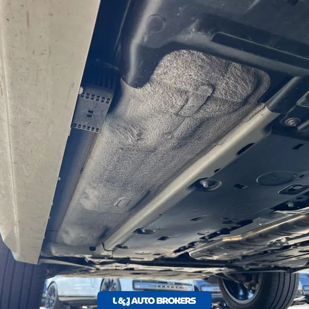 2023 Volvo XC90 T8 - Plus