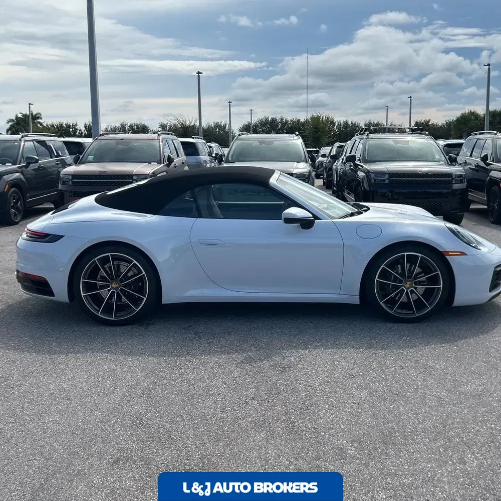 2023 Porsche 911 Carrera