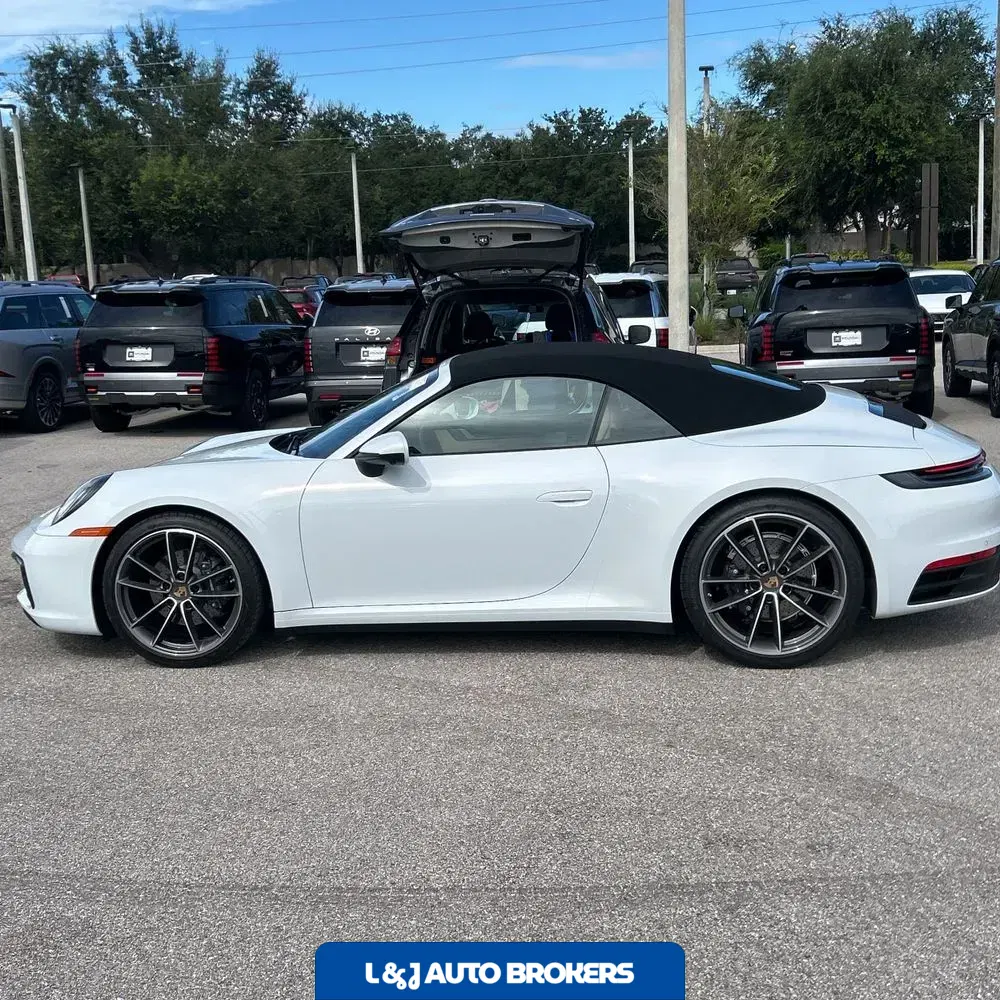 2023 Porsche 911 Carrera