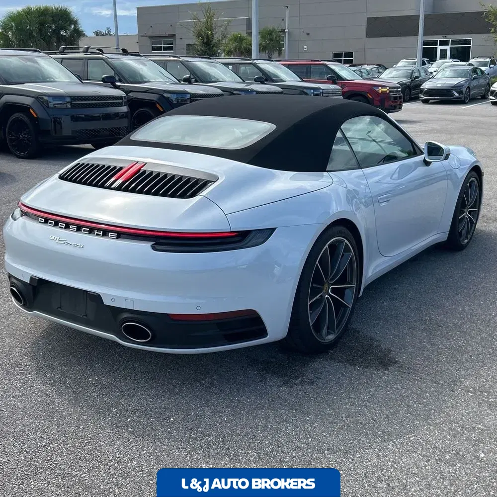 2023 Porsche 911 Carrera
