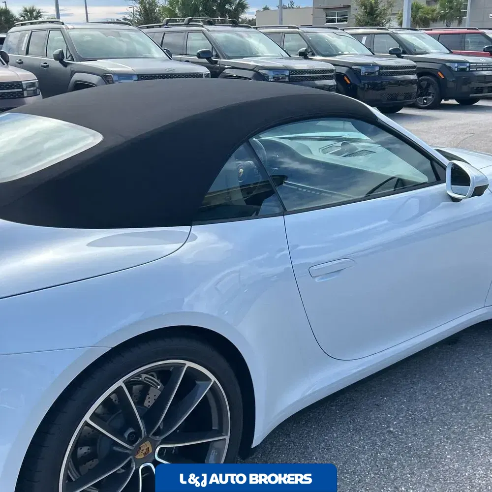 2023 Porsche 911 Carrera