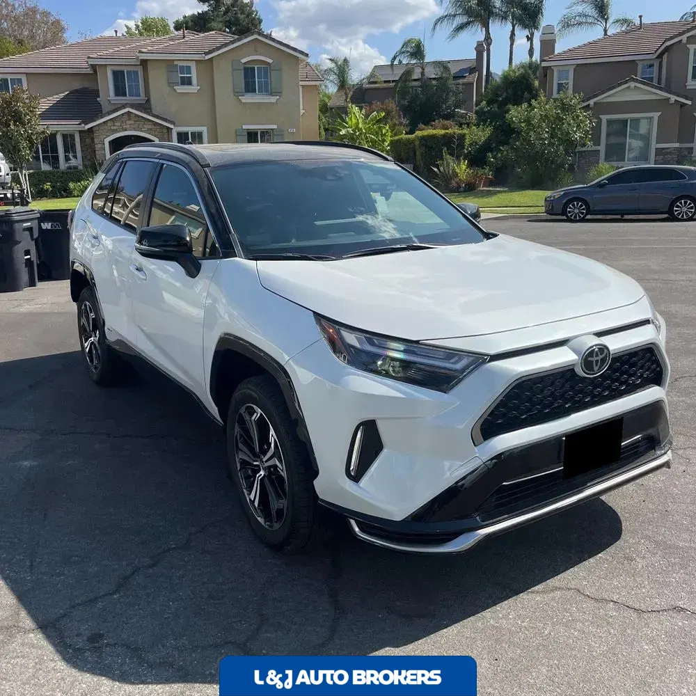 2025 Toyota RAV4 Plug-in Hybrid XSE