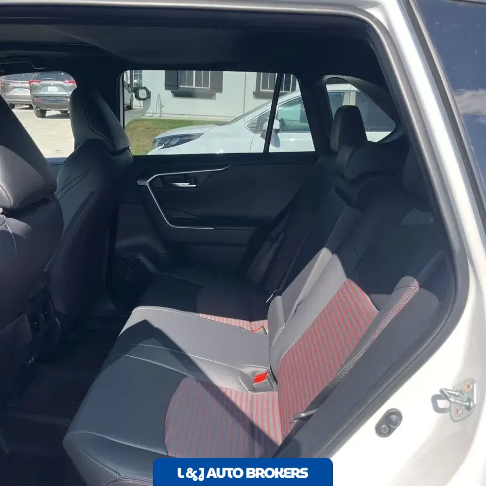 2025 Toyota RAV4 Plug-in Hybrid XSE