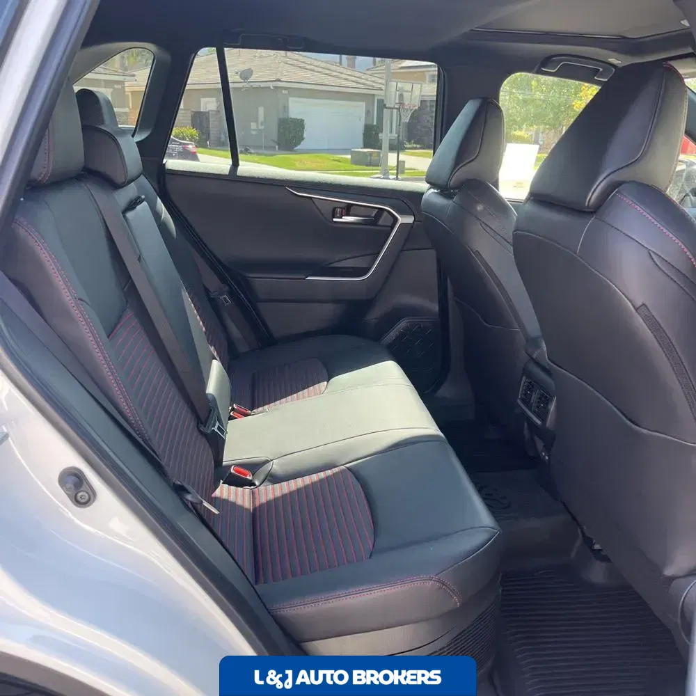 2025 Toyota RAV4 Plug-in Hybrid XSE