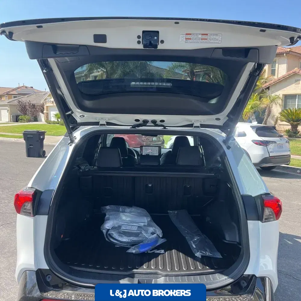 2025 Toyota RAV4 Plug-in Hybrid XSE