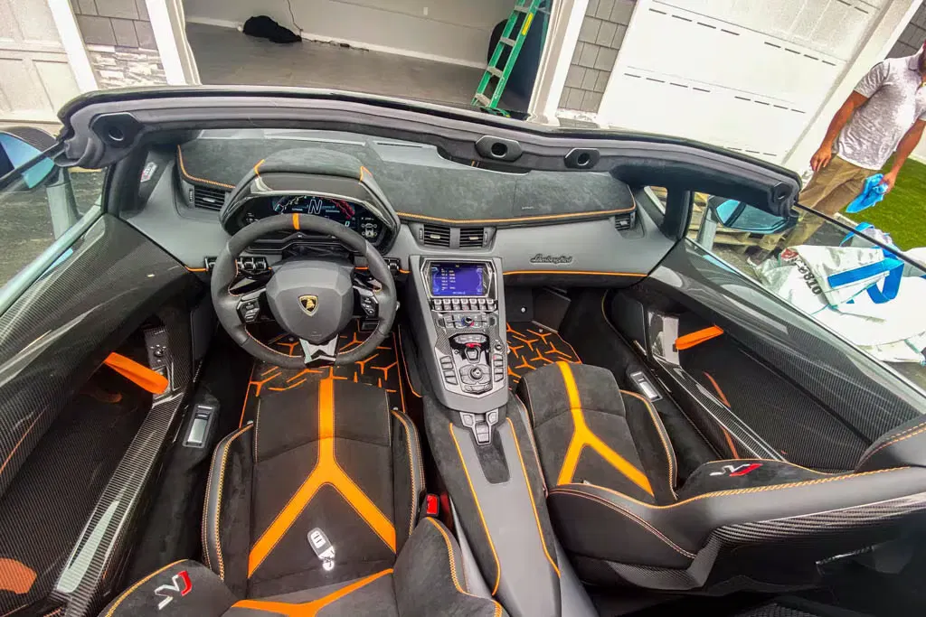 2021 Lamborghini Aventador SVJ Roadster