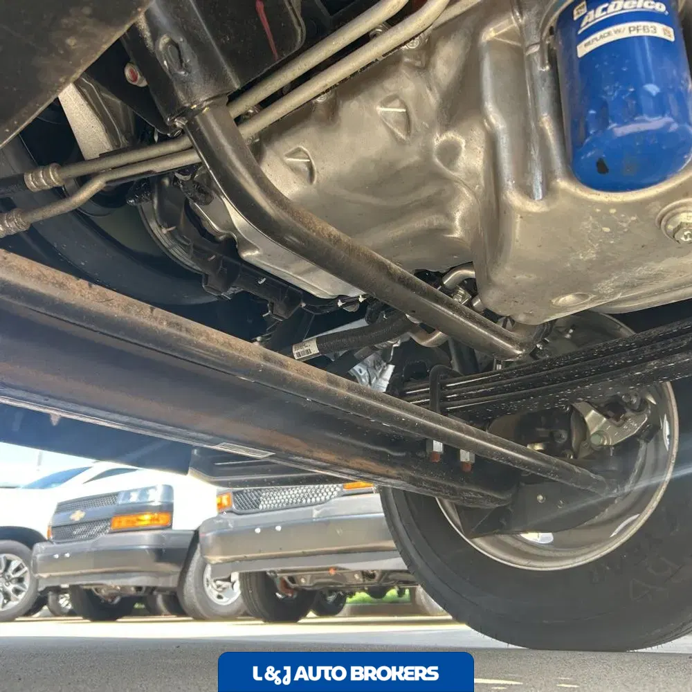 2025 Chevrolet 5500 XG Gas