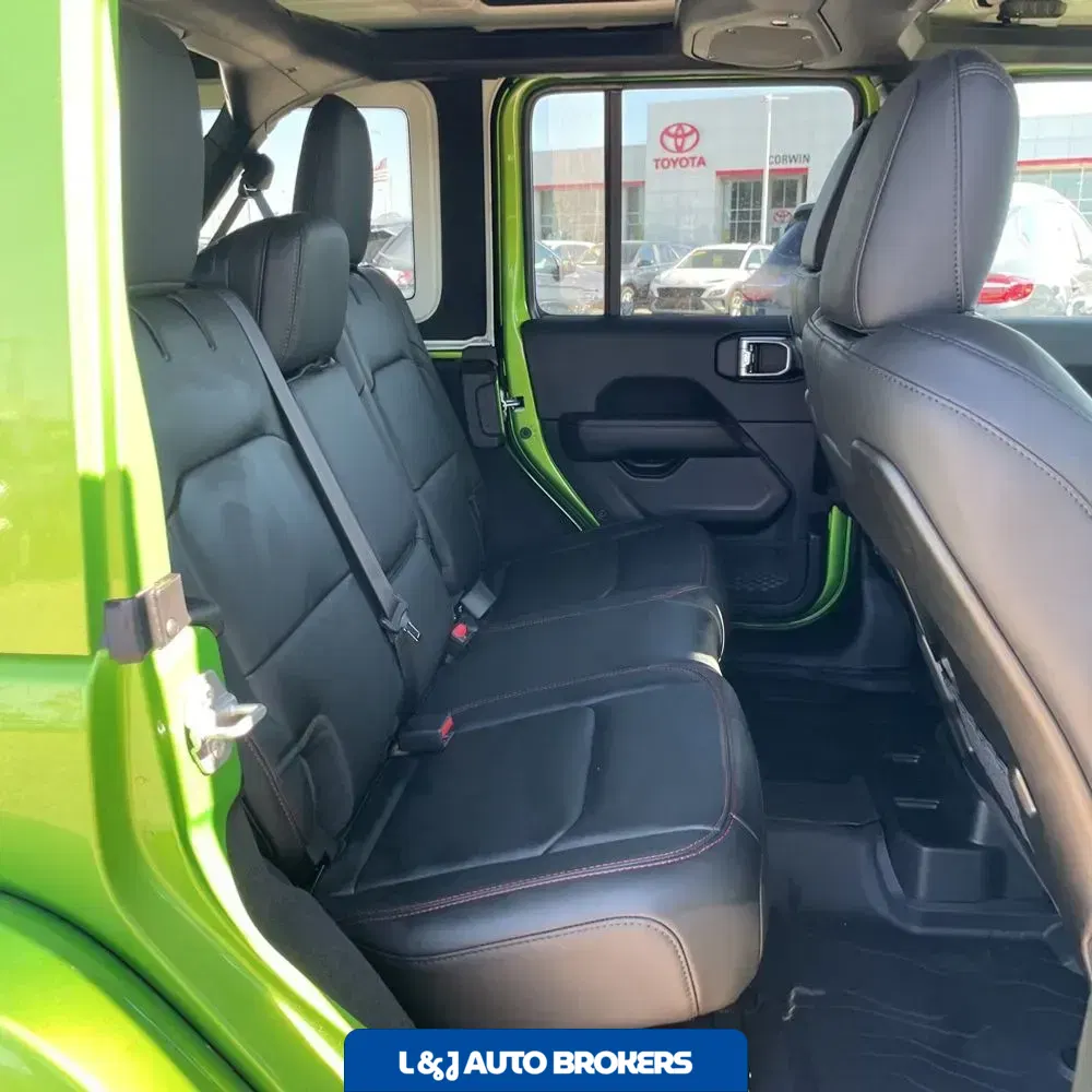 2025 Jeep Wrangler Rubicon X