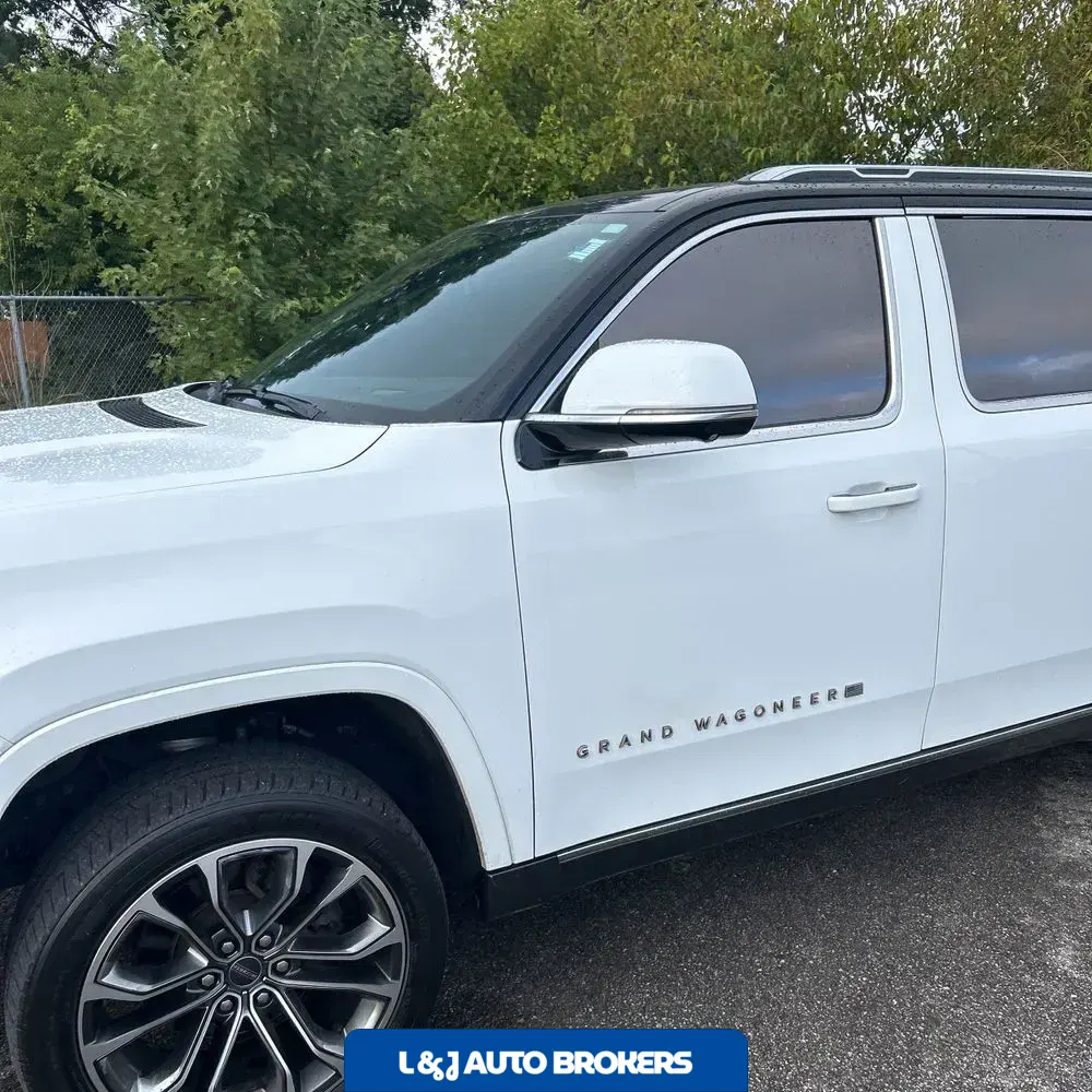 2022 Jeep Grand Wagoneer Series III