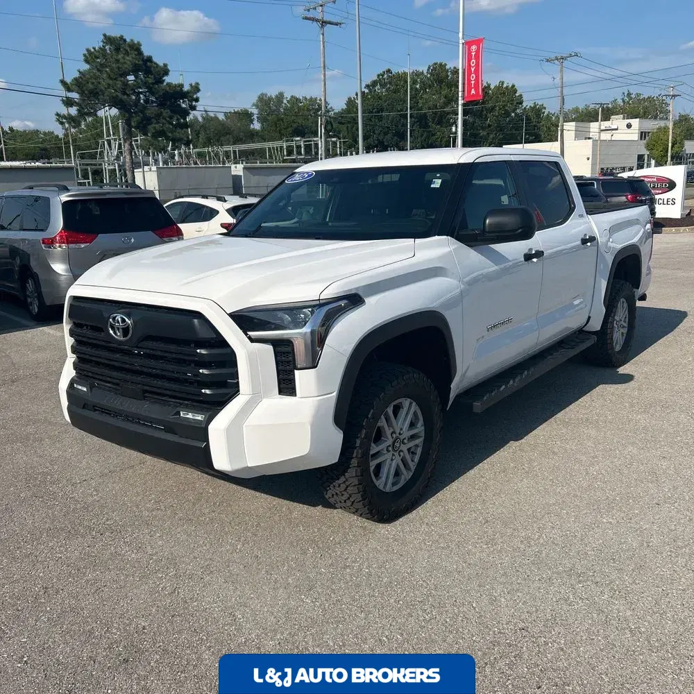 2025 Toyota Tundra SR5
