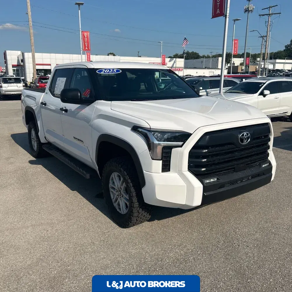 2025 Toyota Tundra SR5