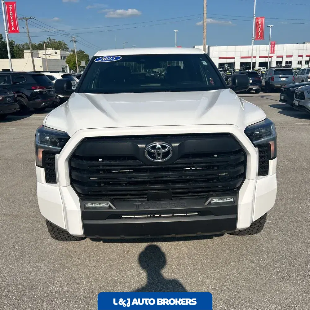 2025 Toyota Tundra SR5