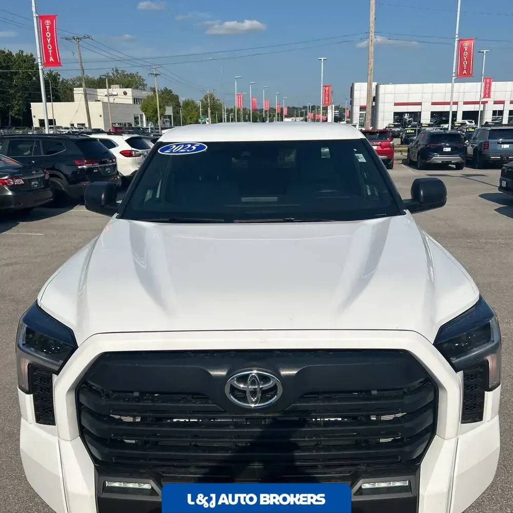 2025 Toyota Tundra SR5