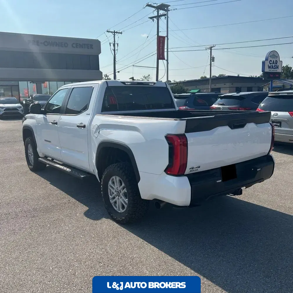 2025 Toyota Tundra SR5