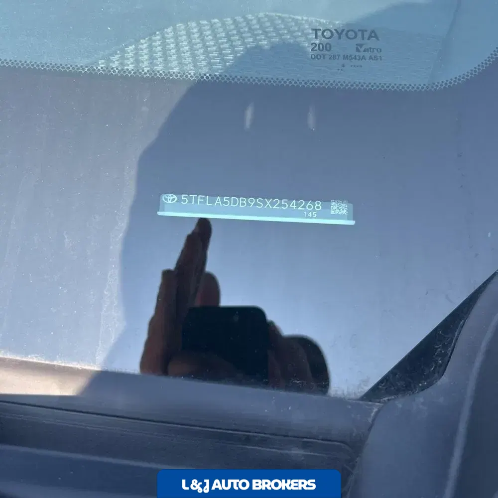 2025 Toyota Tundra SR5