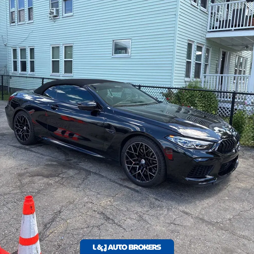 2022 BMW M8 Competition
