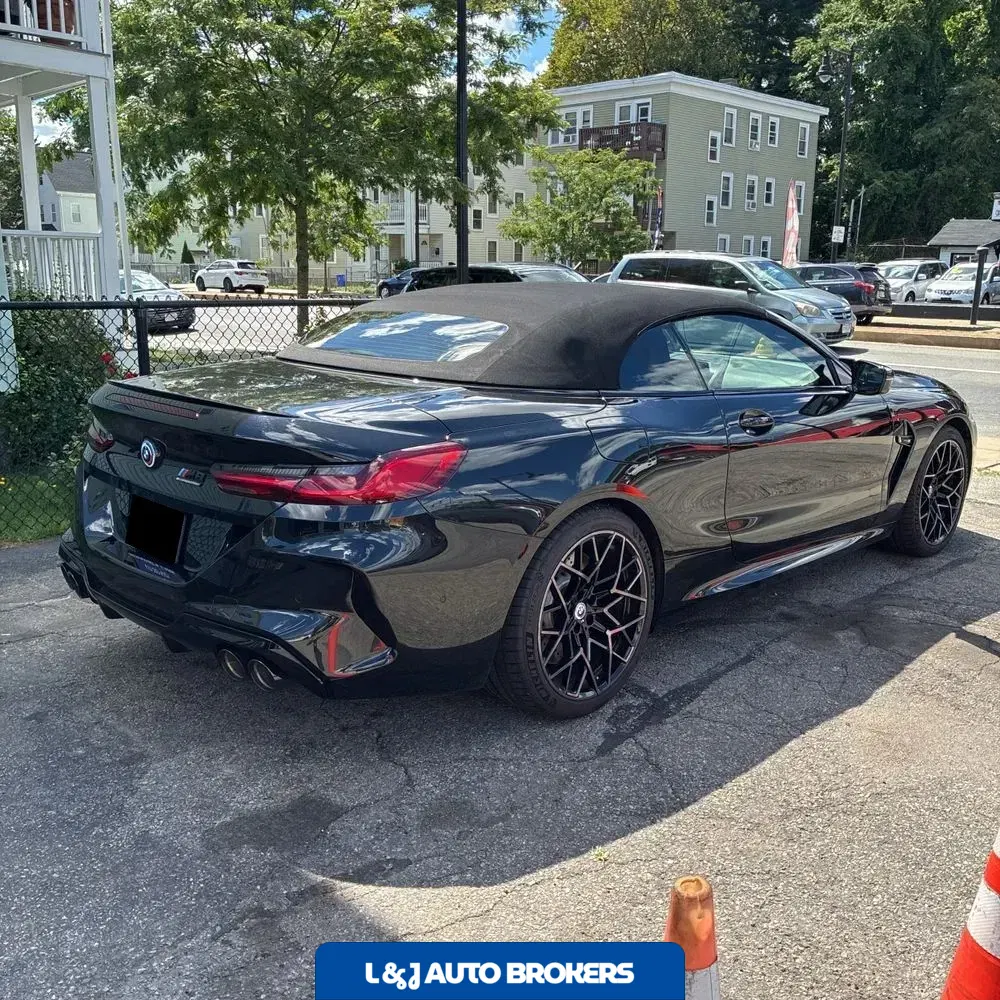 2022 BMW M8 Competition