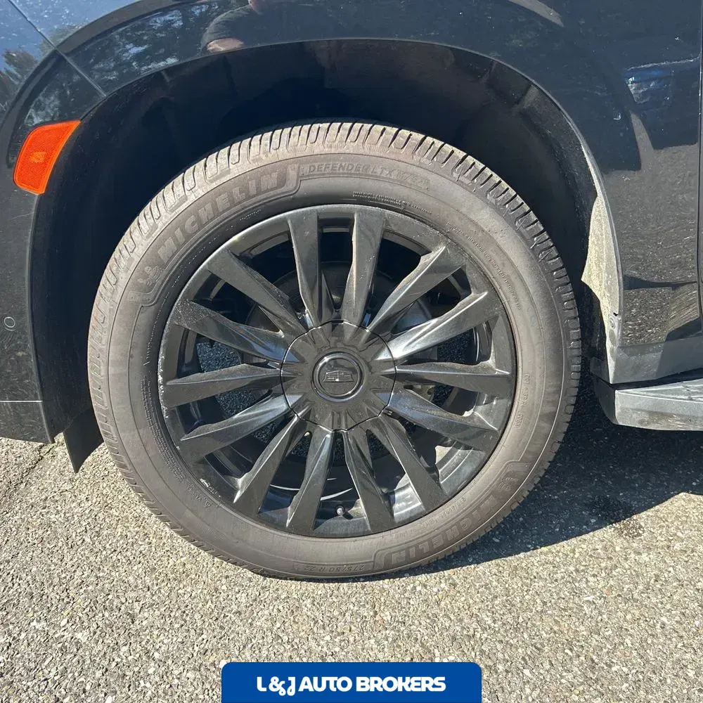 2023 Cadillac Escalade ESV Premium Luxury