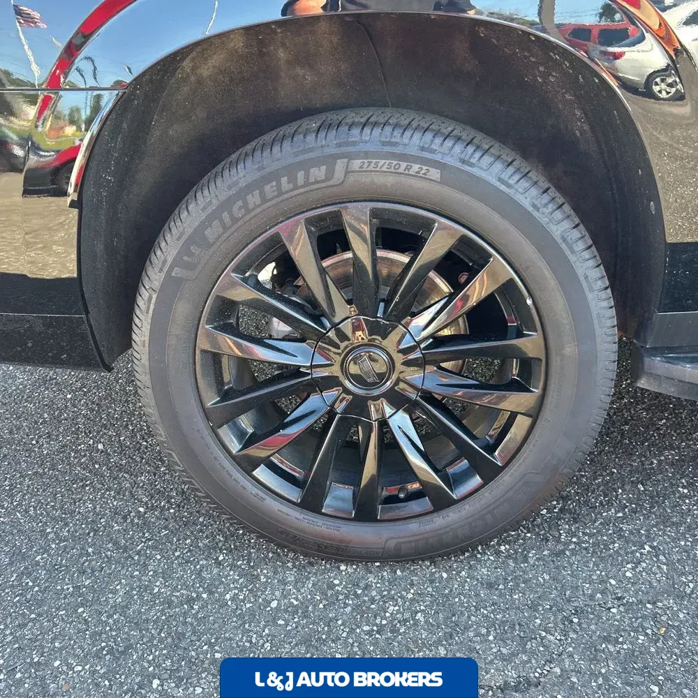 2023 Cadillac Escalade ESV Premium Luxury
