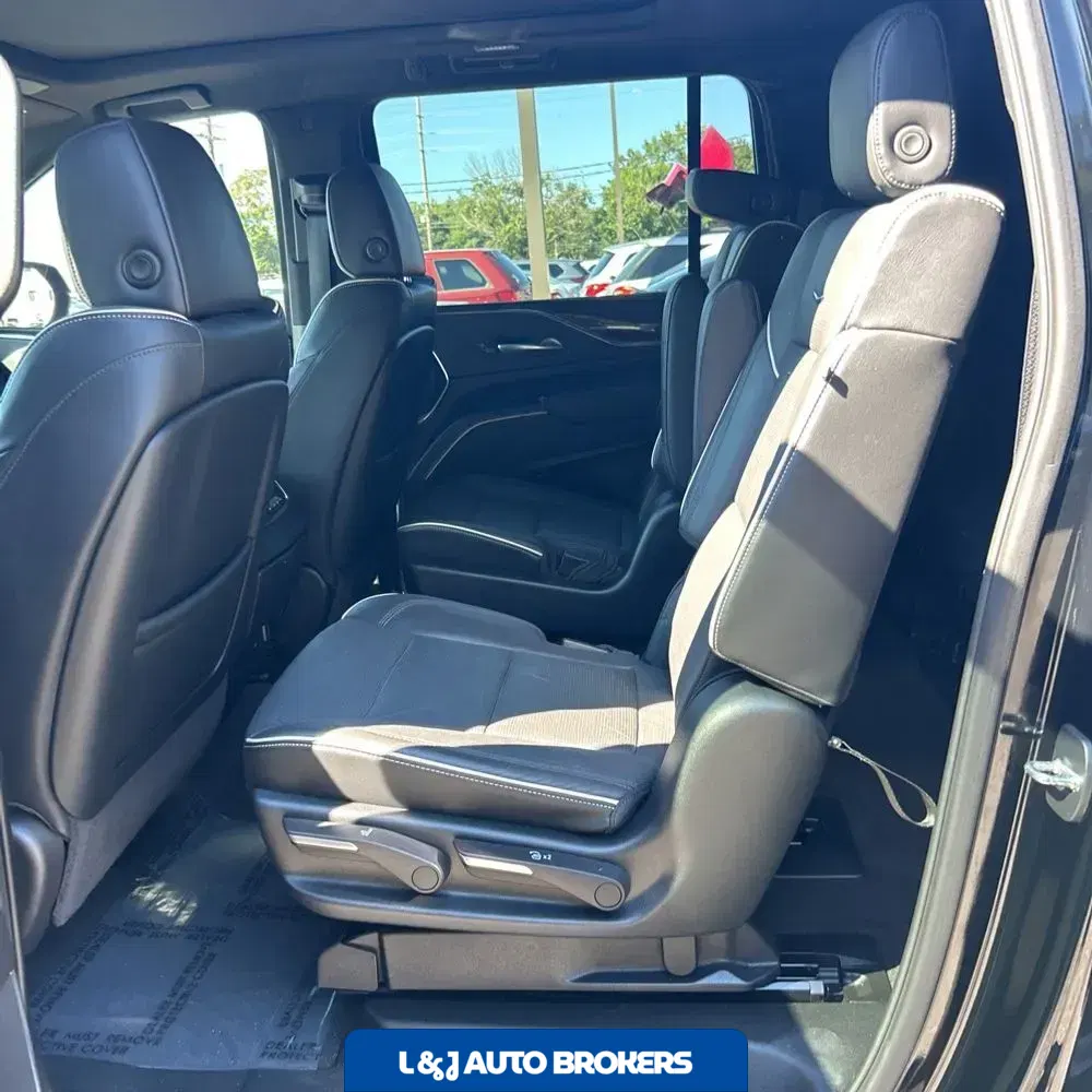 2023 Cadillac Escalade ESV Premium Luxury