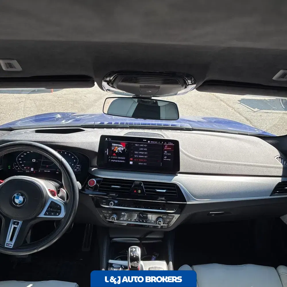 2023 BMW M5