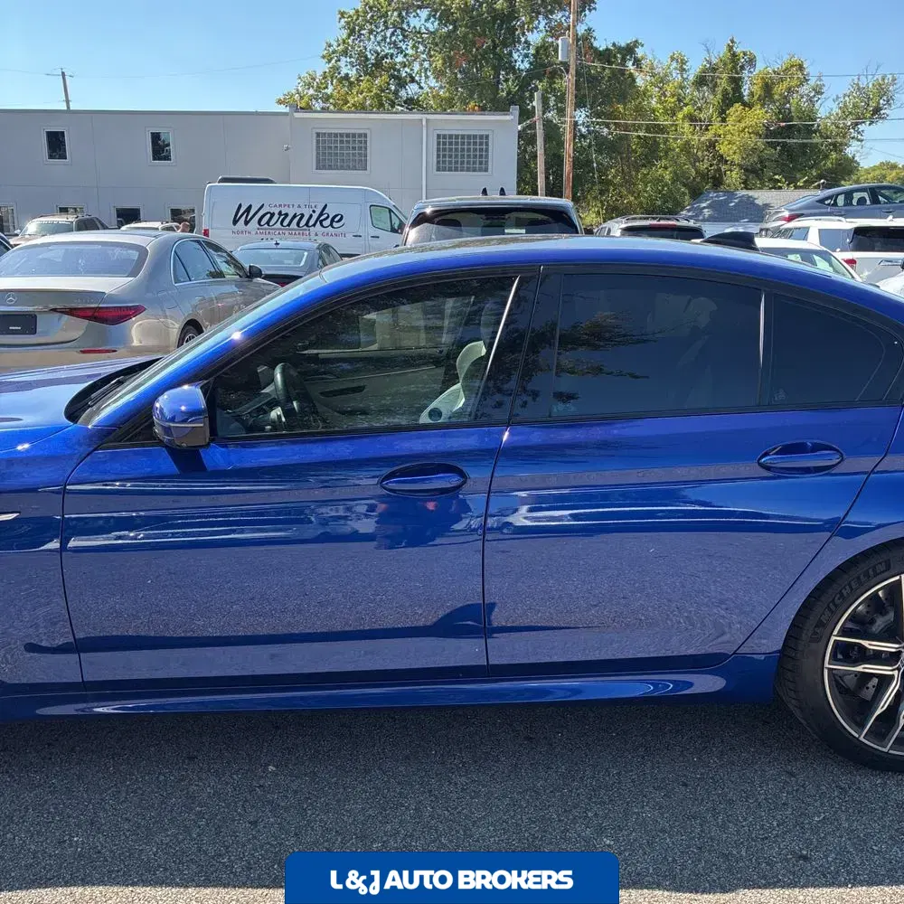 2023 BMW M5