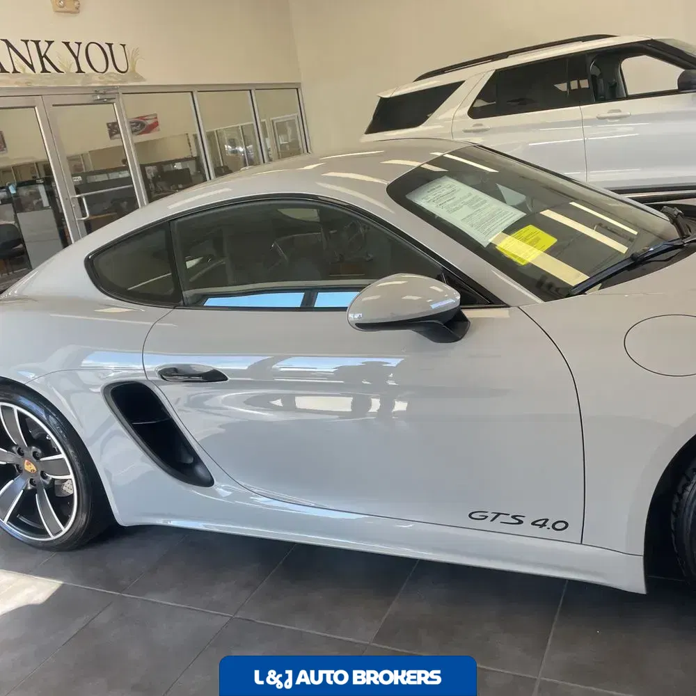 2024 Porsche 718 Cayman GTS 4.0
