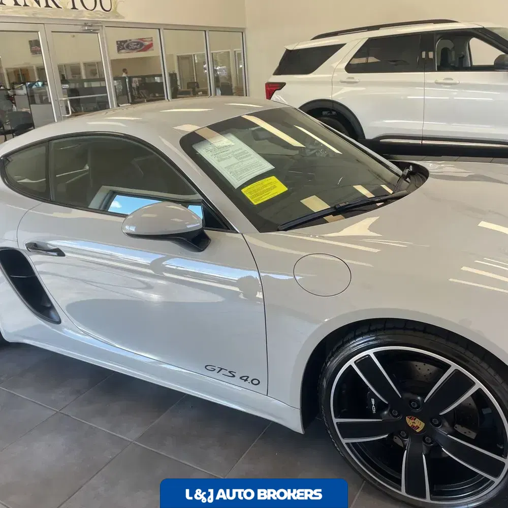 2024 Porsche 718 Cayman GTS 4.0