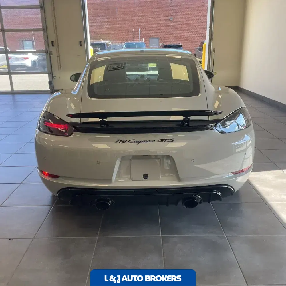2024 Porsche 718 Cayman GTS 4.0