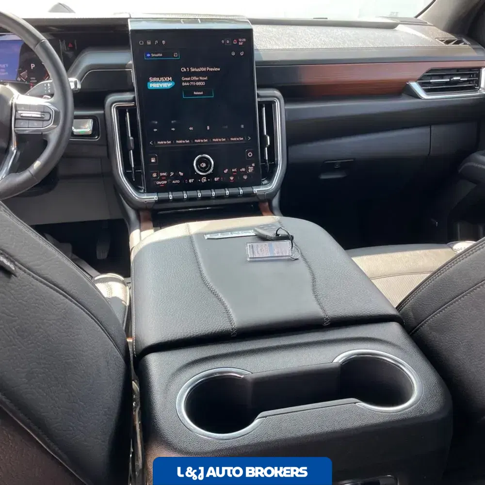 2025 GMC Yukon XL Denali