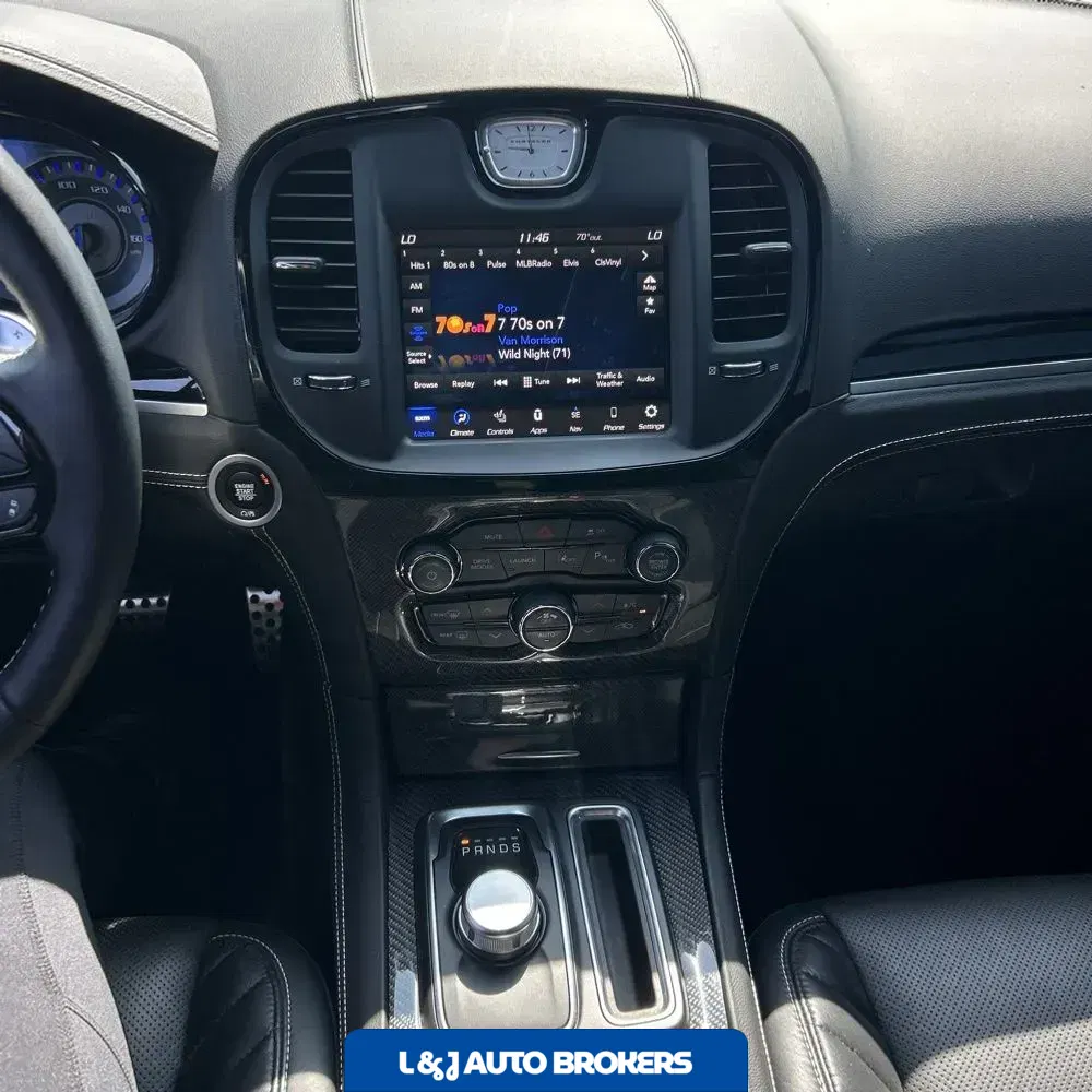 2023 Chrysler 300 C