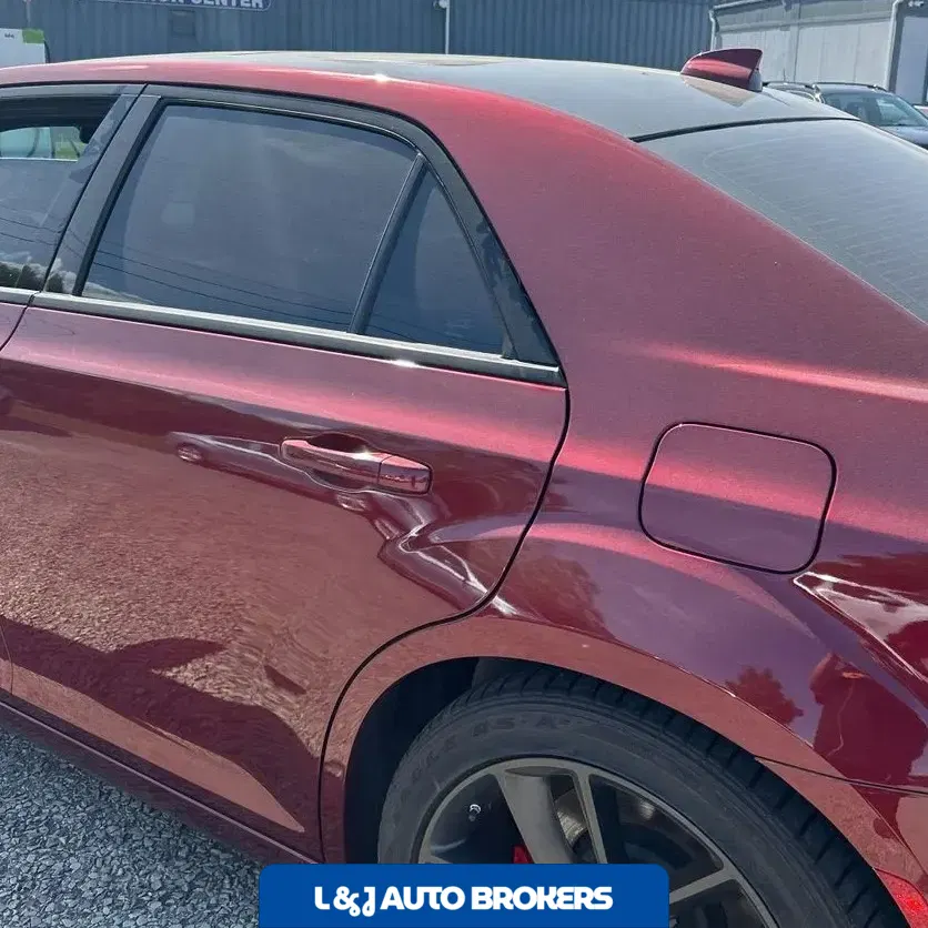 2023 Chrysler 300 C