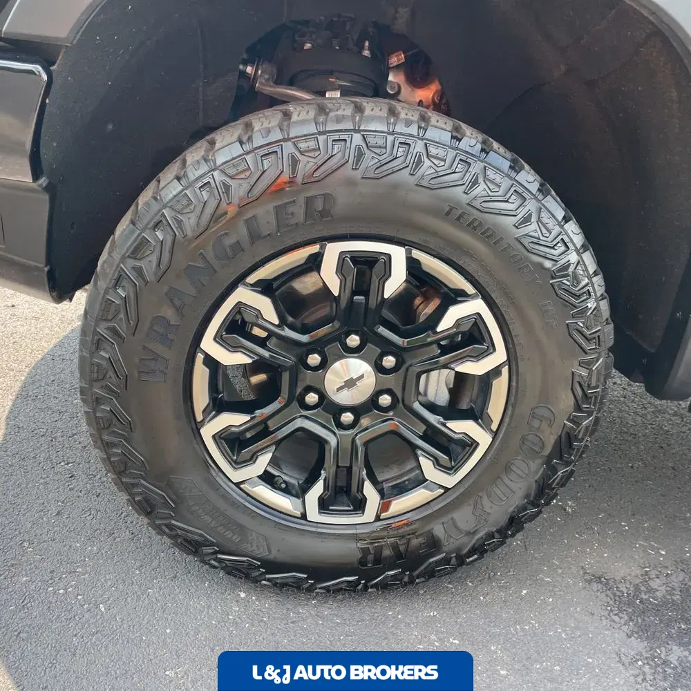 2024 Chevrolet Silverado 1500 ZR2