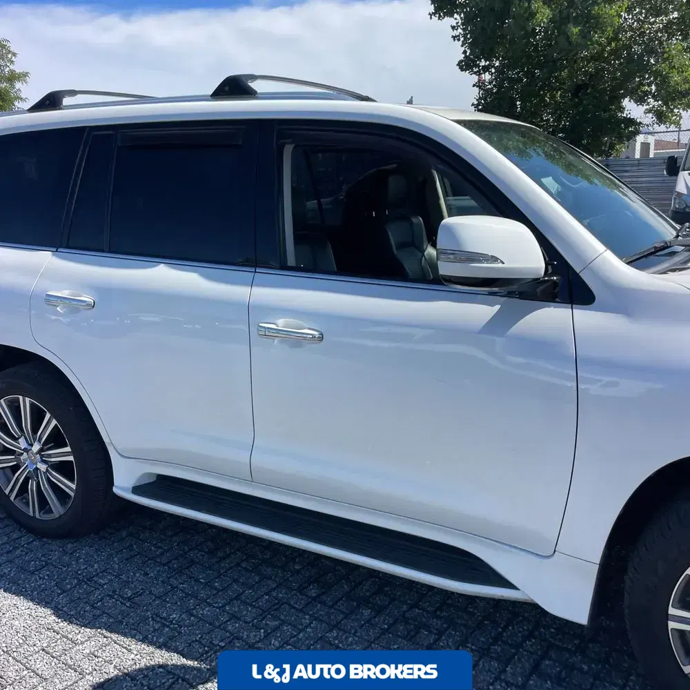 2017 Lexus LX 570 Base
