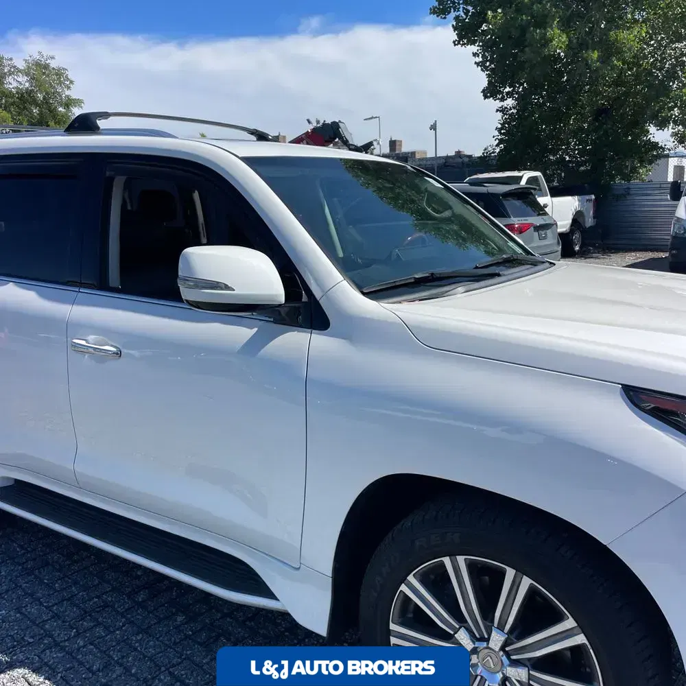 2017 Lexus LX 570 Base