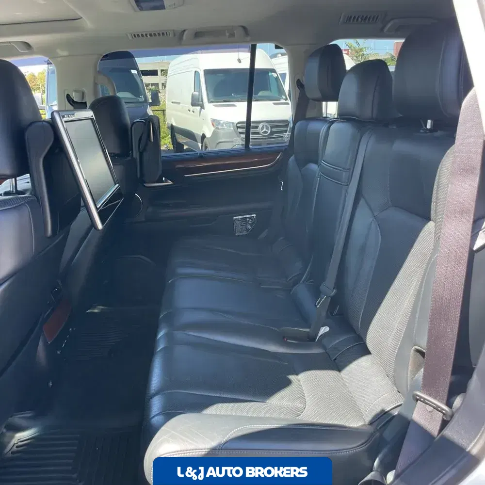 2017 Lexus LX 570 Base