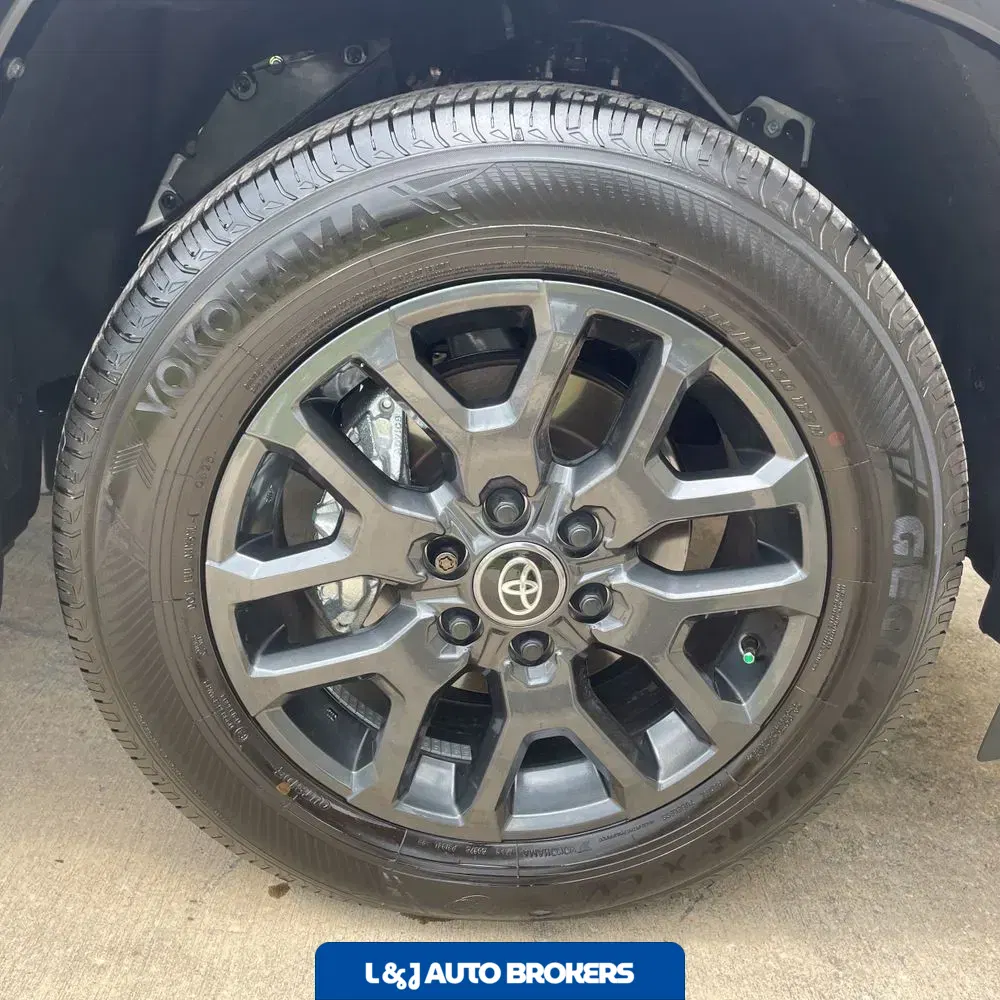 2025 Toyota Sequoia Platinum