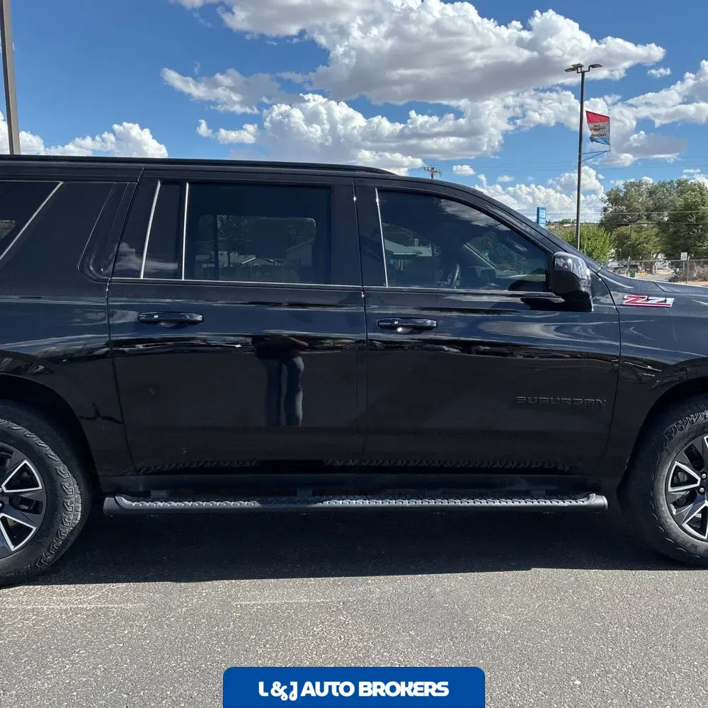 2023 Chevrolet Suburban Z71