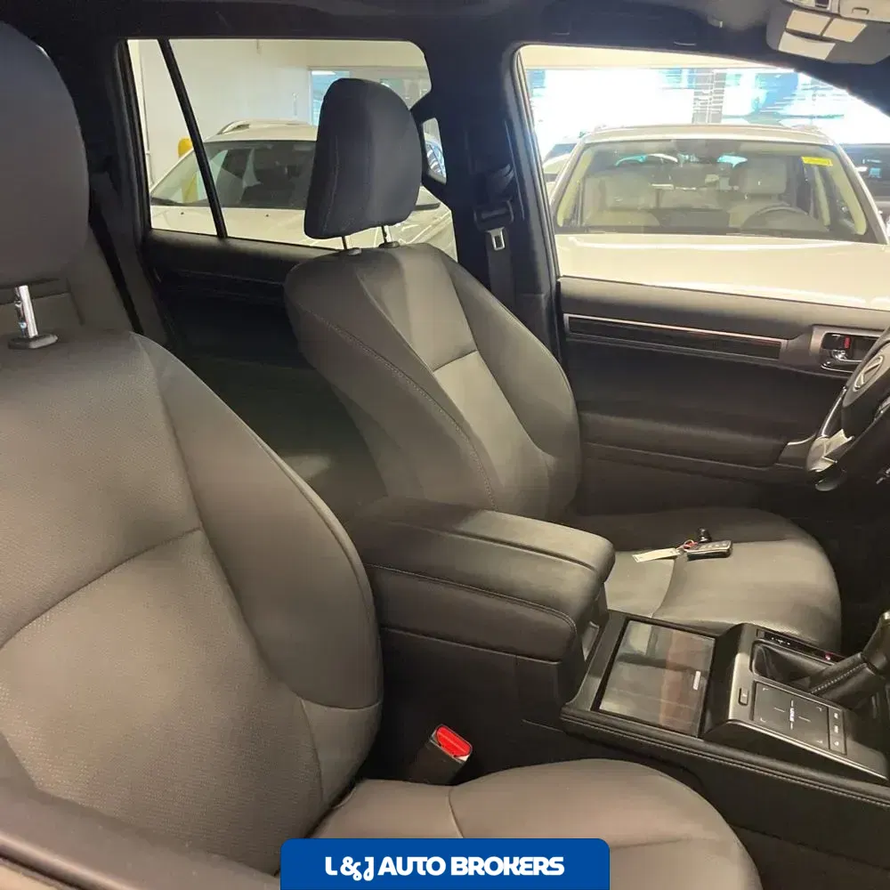 2023 Lexus GX 460 Base