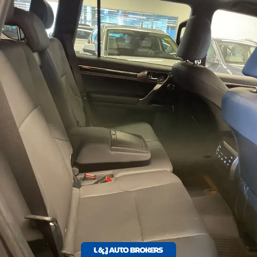 2023 Lexus GX 460 Base