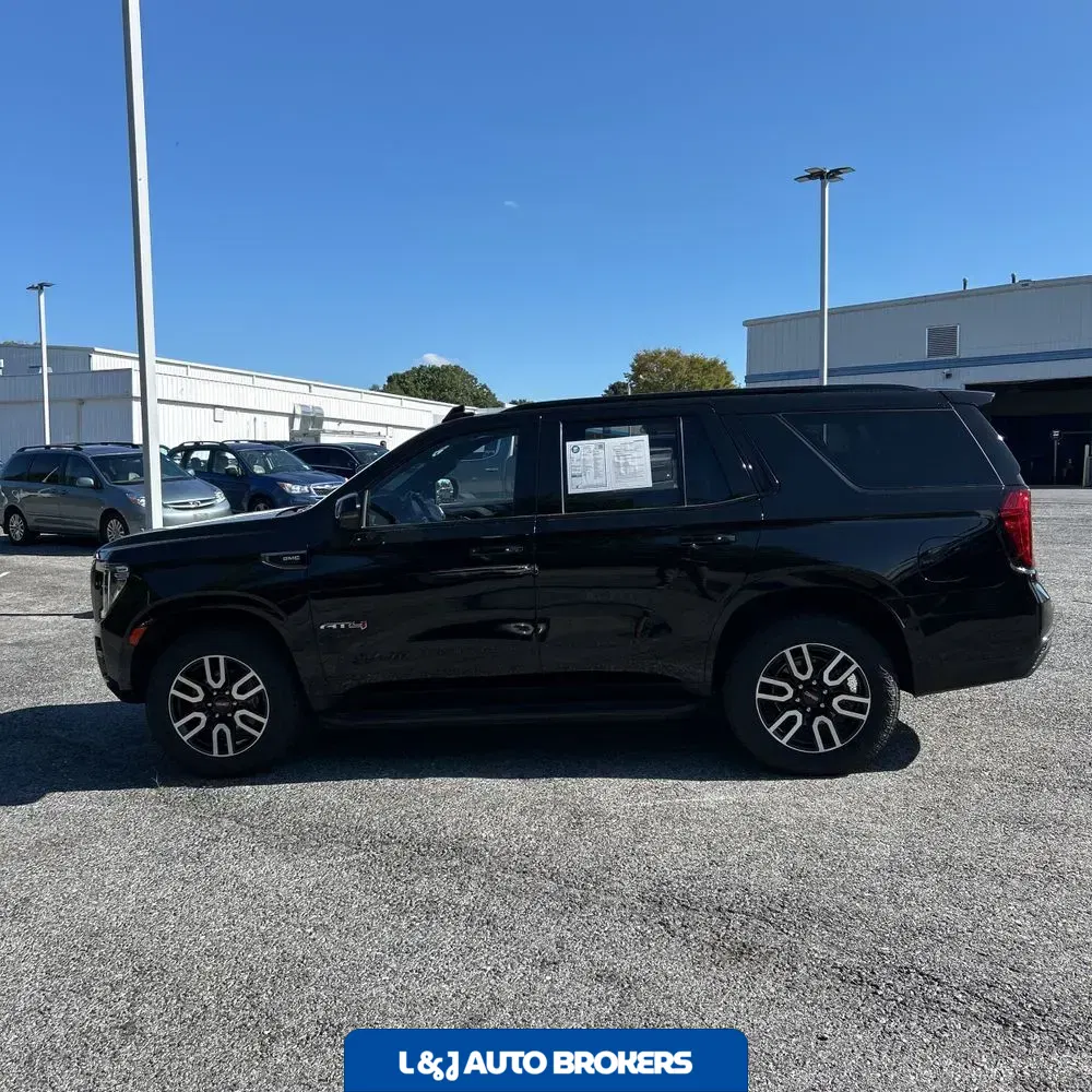 2024 GMC Yukon AT4