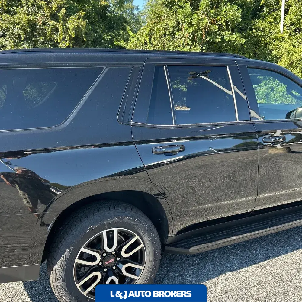 2024 GMC Yukon AT4