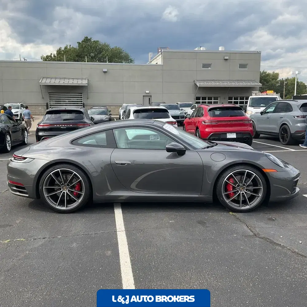 2022 Porsche 911 Carrera 4S